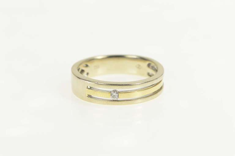 18K White Gold Diamond Two Tone Tiered Stripe Wedding Band Ring
