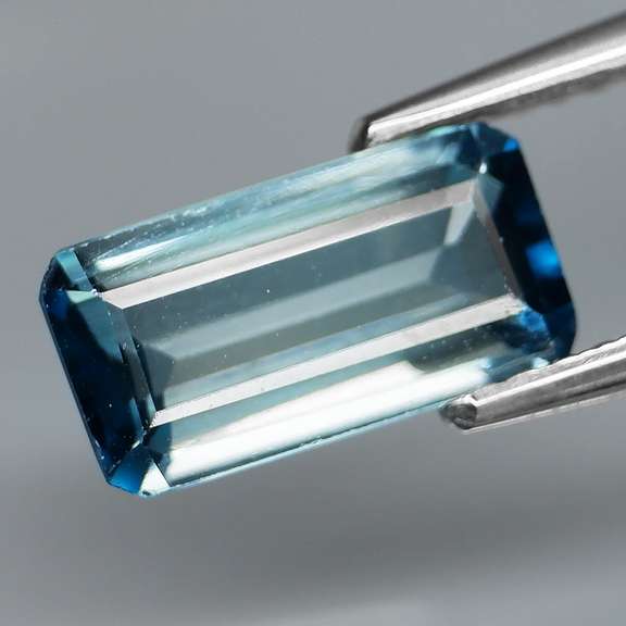 Excellent 2.12ct eye clean London blue Zircon
