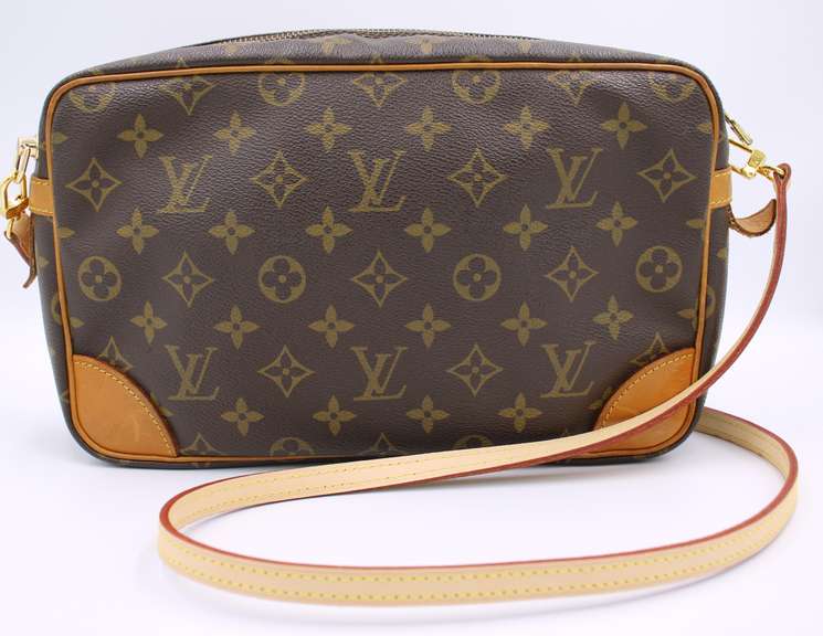 Louis Vuitton Trocadero Handbag