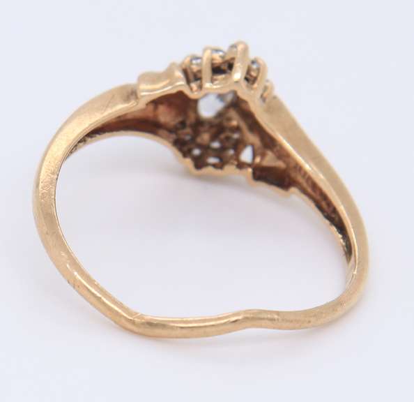 Beautiful Yellow Gold Diamond Ring