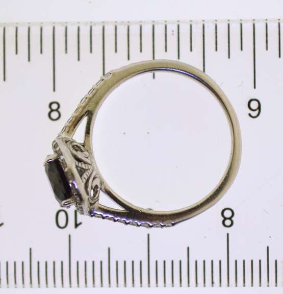 Sterling Silver Round Color Stone Ring