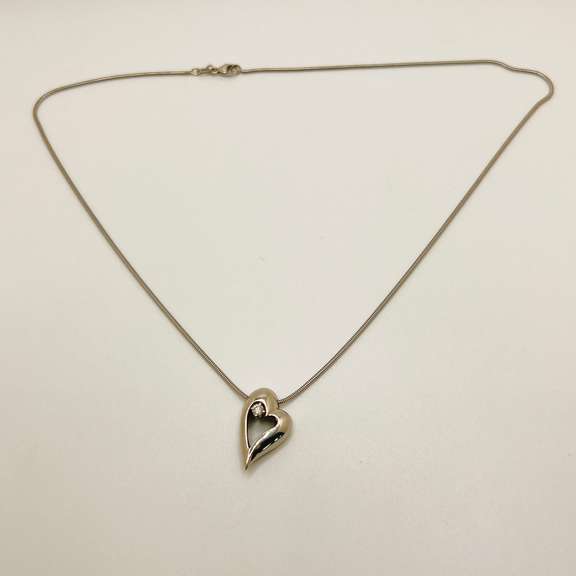 14kt Solid White Gold & Diamond Heart Pendant Necklace