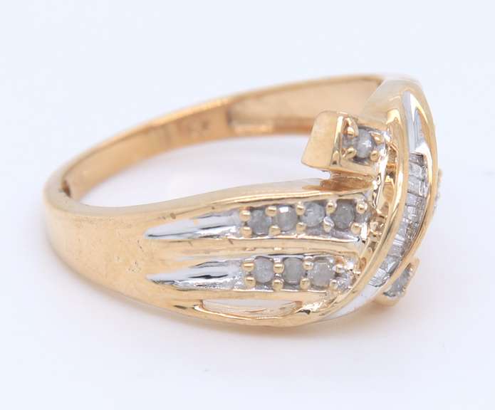 Beautiful Yellow Gold Channel Set, Baguette and Round Cut Diamond Bow Ring