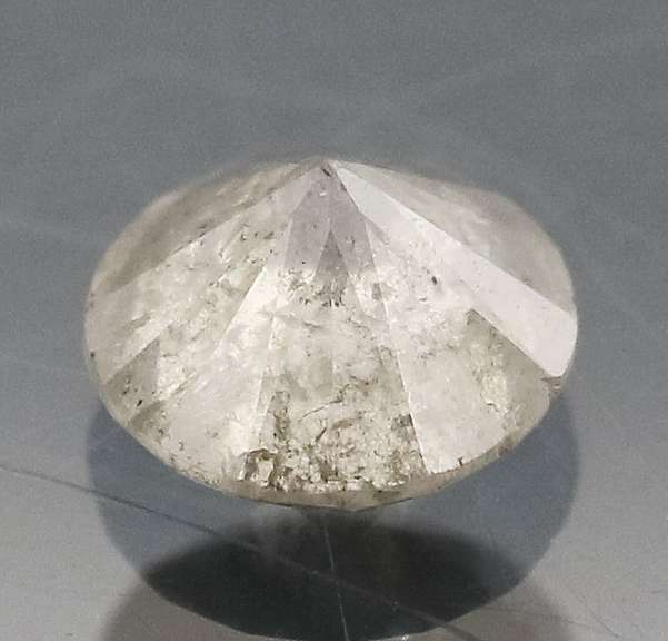 Elegant .40ct bright silver Diamond solitaire