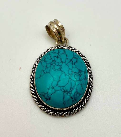 Beautiful handmade Tibetan Silver Pendant