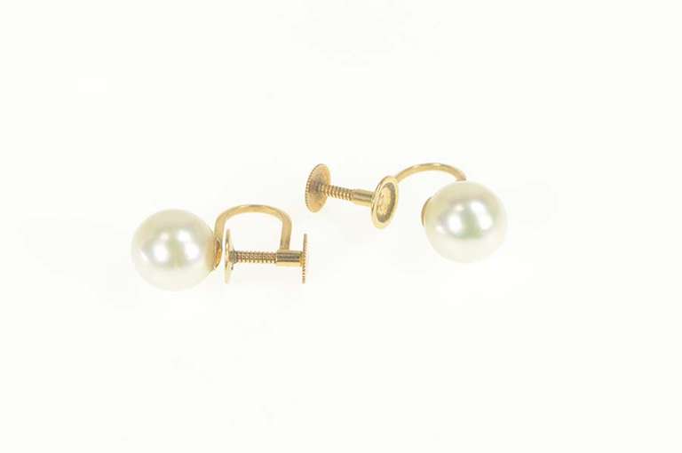 14K Yellow Gold 1950's Pearl Classic Simple Screw Back Earrings