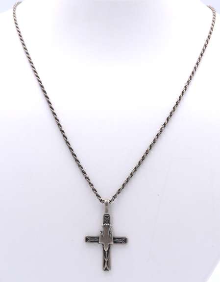 Vintage Italian Sterling Silver Cross Pendant on Chain Necklace