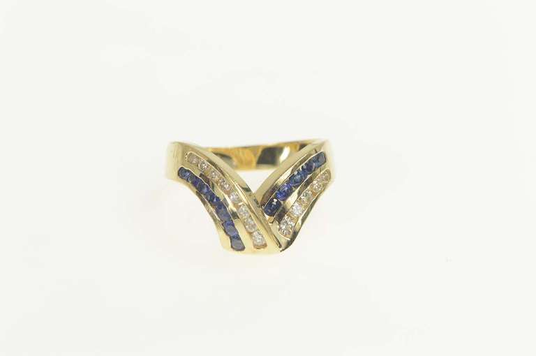 14K Yellow Gold 0.50 Ctw Diamond Sapphire Wave Twist Band Ring