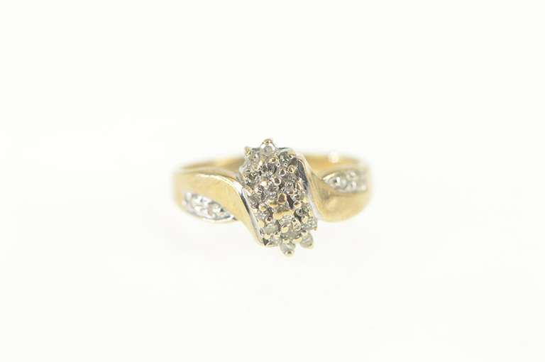 10K Yellow Gold 0.25 Ctw Diamond Cluster Bypass Statement Ring