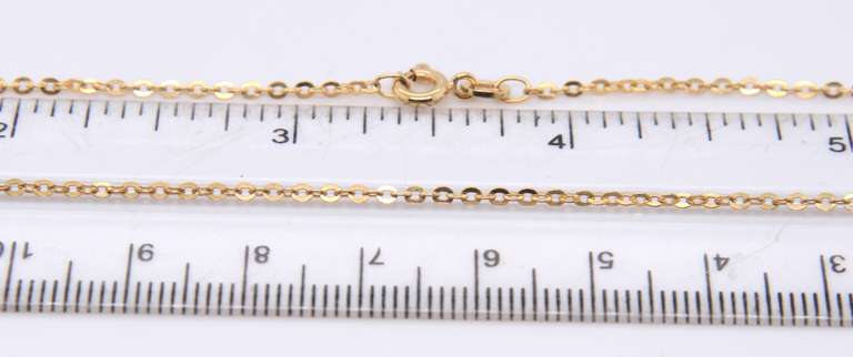 Elegant 18kt Rolo Chain Necklace