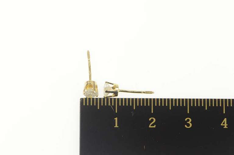 14K Yellow Gold 0.90 Ctw Diamond Solitaire Classic Stud Earrings