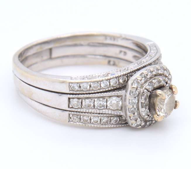Majestic White Gold Round Brilliant Cut Diamond Halo Ring