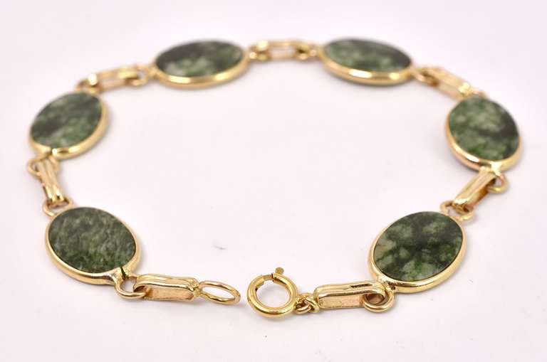Tasteful Green Gemstone Bracelet in 14K Yellow Gold