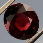 Glittering raspberry red 1.39ct Rhodolite Garnet