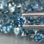 Glistening 4.14ct royal blue Sapphire set