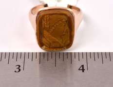 Elegant Tigers Eye Cameo Ring in Rose Gold