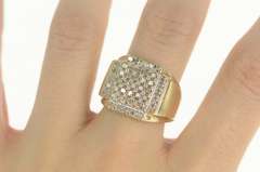10K Yellow Gold 0.75 Ctw Pave Diamond Square Men's Ring