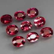 Amazing 6.86ct oval cut violet pink Rodolite Garnet set
