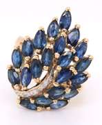 Attractive Yellow Gold Marquise Sapphire Cluster Earrings and Ring Set