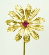 Vintage 14K Ruby Daisy Stick Pin