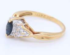 Attractive Yellow Gold Blue Sapphire and Diamond Ring