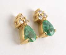 Lovely Pear Shaped Emerald Earrings