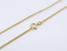 Simple Yellow Gold Curb Link Chain Necklace