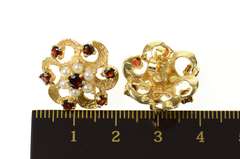 10K Yellow Gold 1960's Retro Garnet Pearl Swirl Stud Earrings