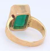 Incredible 18kt Green Jade Ring