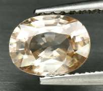 One of a kind! 1.32ct VS bi-color champagne Zircon