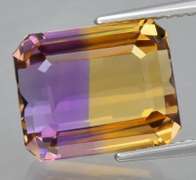 Spectacular 7.80ct natural Ametrine