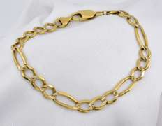 Popular Figaro Link Gold Bracelet