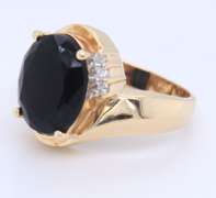 Fabulous yellow gold Black Onyx and Diamond Ring