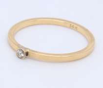 Simple Yellow Gold Diamond Ring