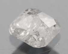 Eye catching .36ct emerald cut silver Diamond