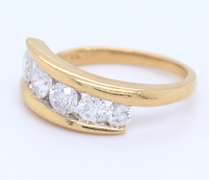 Fantastic Yellow Gold Diamond Journey Ring