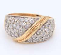 Fantastic Yellow Gold Diamond Band