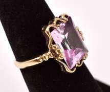 Precious Pink Sapphire Ring in Yellow Gold