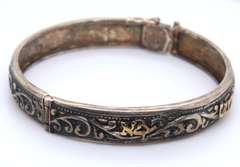 Vintage Sterling Silver Engraved Bangle Bracelet