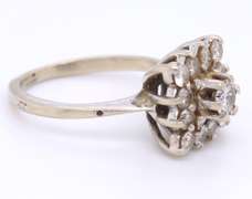 Sparkling White Gold Round Brilliant Cut Diamond Ring