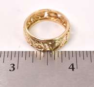 Captivating Floral Ring in 14K Yellow Gold