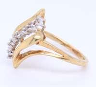 Handsome Yellow Gold Diamond Ring