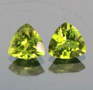 High grade 3.61ct matched Peridot set