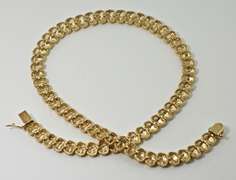 Fascinating Tapered and Textured Heavy 14K Necklace
