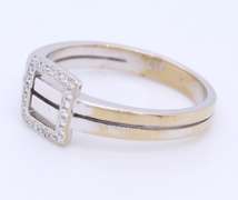 Amazing Diamond Square Ring