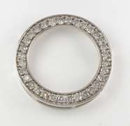 Popular White Gold Diamond Circle Pendant
