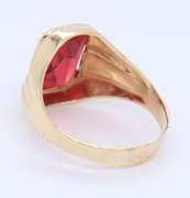 Elegant Yellow Gold Eemarld Cut Ruby Ring