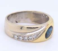 Attractive Two Tone Gold Blue Sapphire band