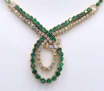 Optimal 18kt Emerald and Diamond Loop Necklace