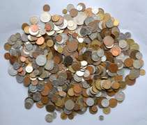 10 Pounds World Coins